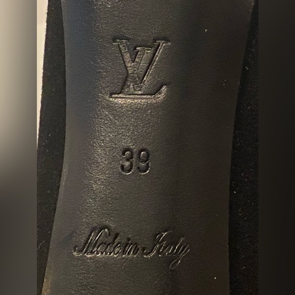 Authentic Louis Vuitton Black/Gold Suede Oh Really Peep Toe Platform Pumps Heels - Picture 8 of 11